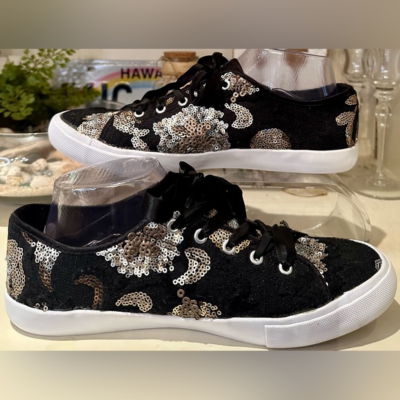 EUC 💠 Kaari Blue “Haven” Black Sequined Sneakers Size 9 - Picture 6 of 11